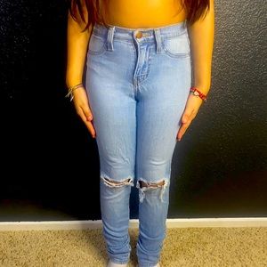 In good condition! Comfortable to wear out ! SIZE : XSMALL | 📍LANCASTER CA